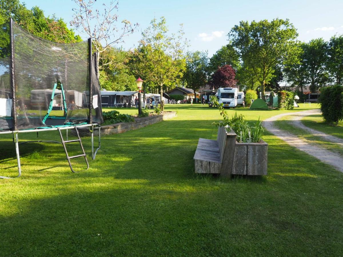 Chalet - Camping 'T Dekske Wintelre Esterno foto
